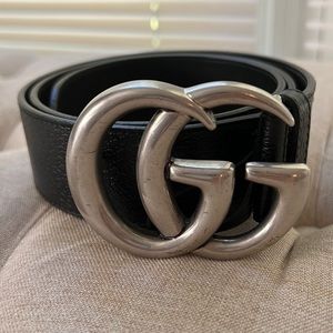 Black Gucci marmont belt